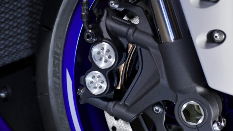 2020 Yamaha YZF1000R1 EU Yamaha Blue Detail 009 03 1