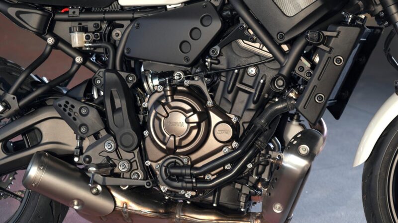 2022 Yamaha XS700 EU Detail 004 03
