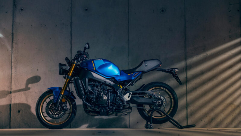 2022 Yamaha XS850 EU Legend Blue Static 004 03