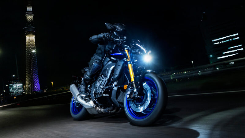 2023 Yamaha MT10DX EU Icon Performance Action 003 03