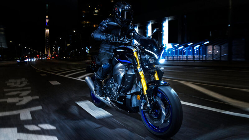 2023 Yamaha MT10DX EU Icon Performance Action 005 03