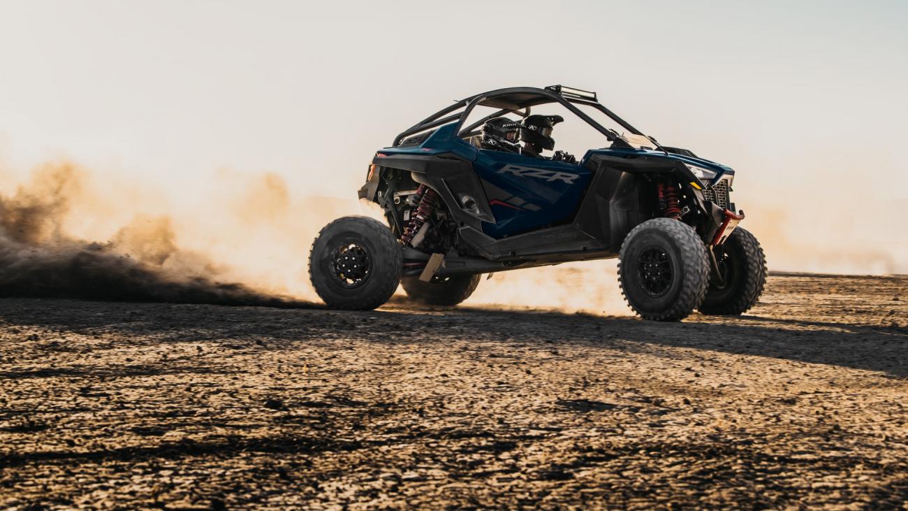 2022 rzr pro r ultimate azure crystal