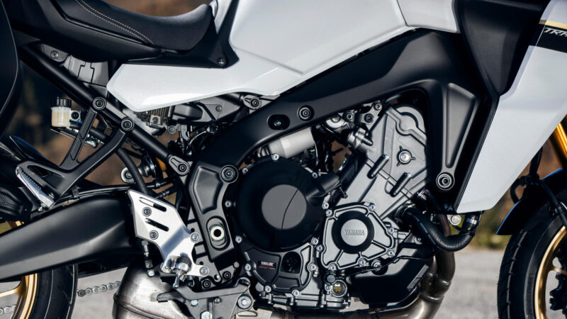 2023 Yamaha MT09TRGT EU Detail 007 03