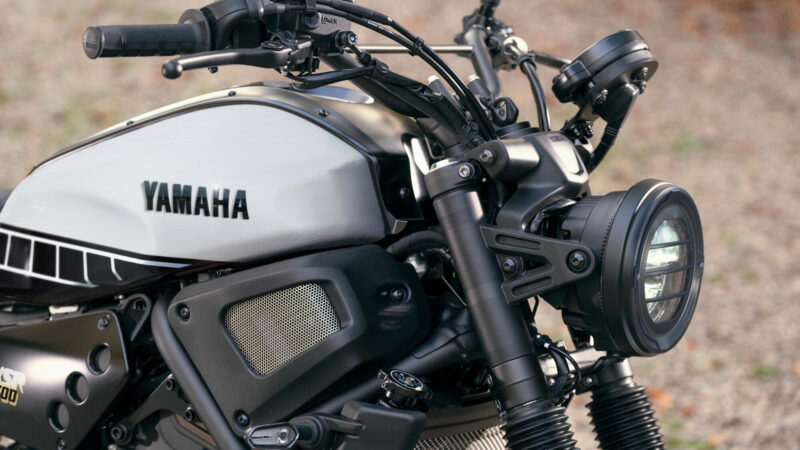 2023 Yamaha XS700SV EU Detail 001 03