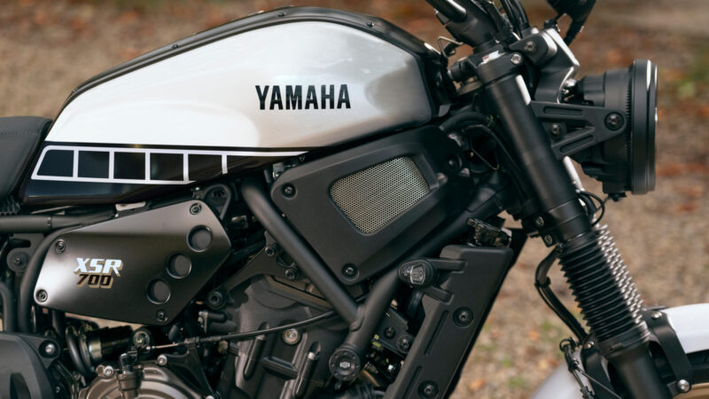 2023 Yamaha XS700SV EU Detail 003 03