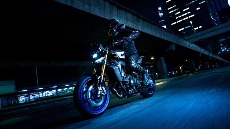 2024 Yamaha MT09DX EU Icon Performance Action 002 03