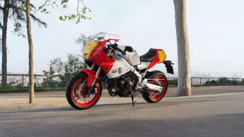 2024 Yamaha XS850GP EU Legend Red Static 002 03