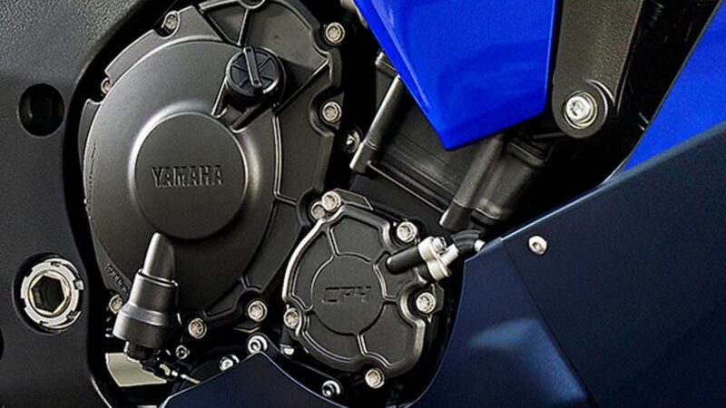 2024 Yamaha YZF1000R1 EU Detail 002 03