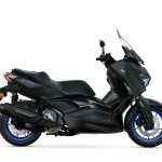 2025 Yamaha XMAX300A EU Icon Black Studio 002 03