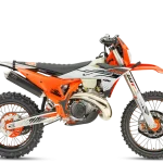 PHO BIKE 90 RE KTM 300 exc harenduro right side studio image SALL AEPI V1