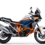 PHO BIKE 90 RE KTM travel 1390 super adventure r pmw right side studio SALL AEPI V1