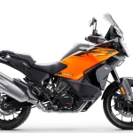 PHO BIKE 90 RE MY25 KTM 1390 Super Adventure S orange EU 90 right SALL AEPI V1
