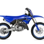 2026 Yamaha YZ125LC EU Icon Blue Studio 002 03