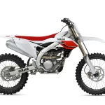 2026 Yamaha YZ250FSV EU Anniversary White Studio 002 03