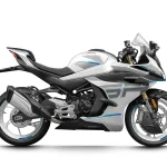 MY2025 450SR Nebula White Right